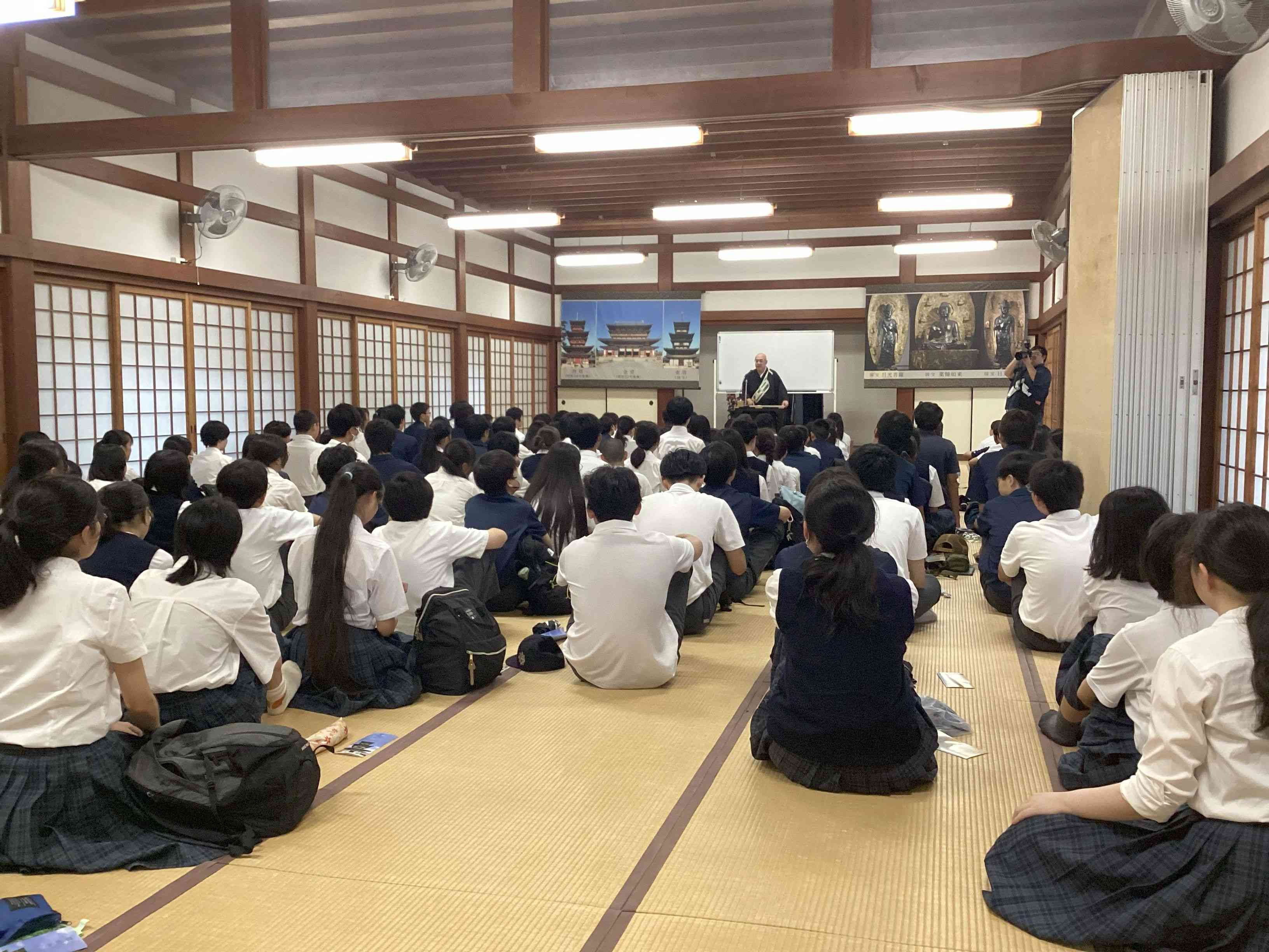 薬師寺法話拝聴